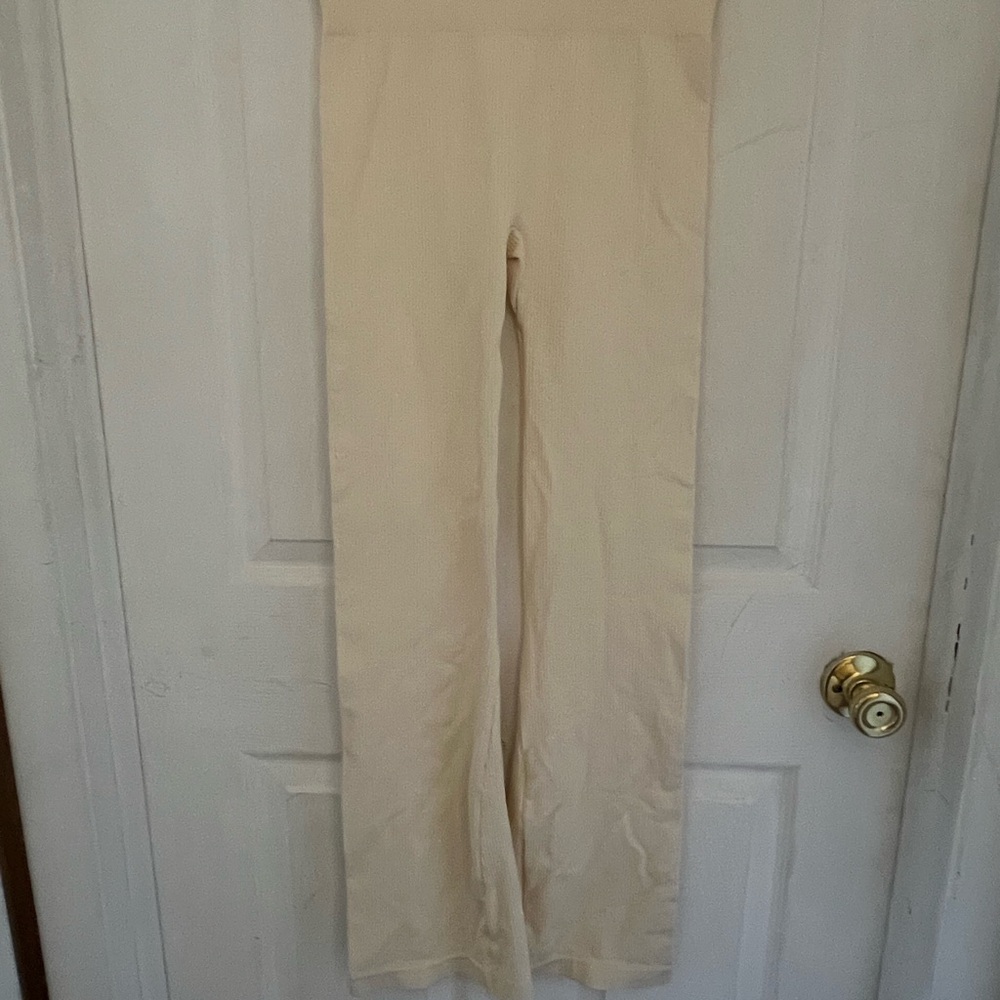OQQ Cream Women's Pants